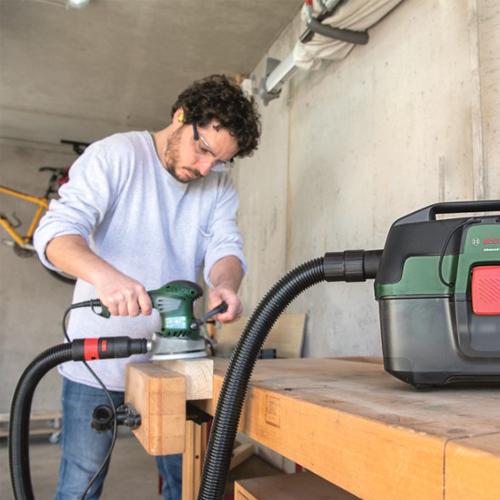 Aku vysávač BOSCH na mokré a suché vysávanie AdvancedVac 18V-8