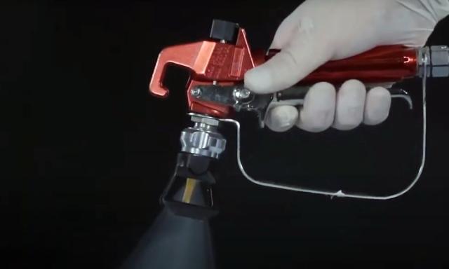 Realizácia aplikácie a strhávania tekutej fólie LIQUIFOIL LF01