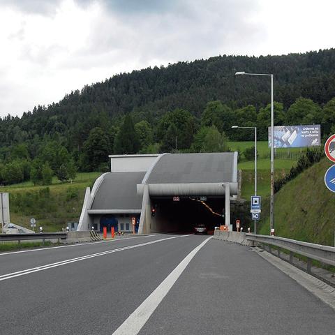 Diaľničný tunel Branisko