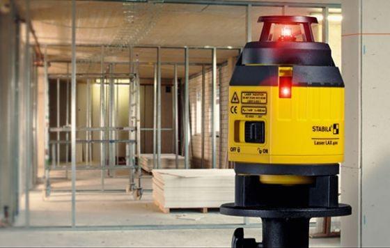 Samonivelačný multilíniový laser STABILA LAX 400