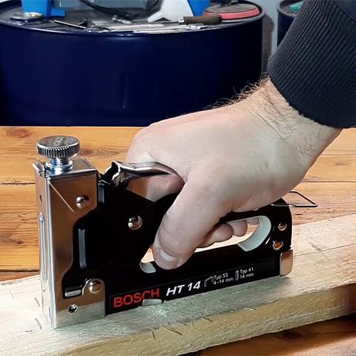 Ručná sponkovačka BOSCH HT14 DIY