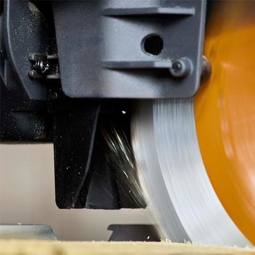 Pokosová AKU stolová píla EVOLUTION R255SMS-DB-Li sólo stroj